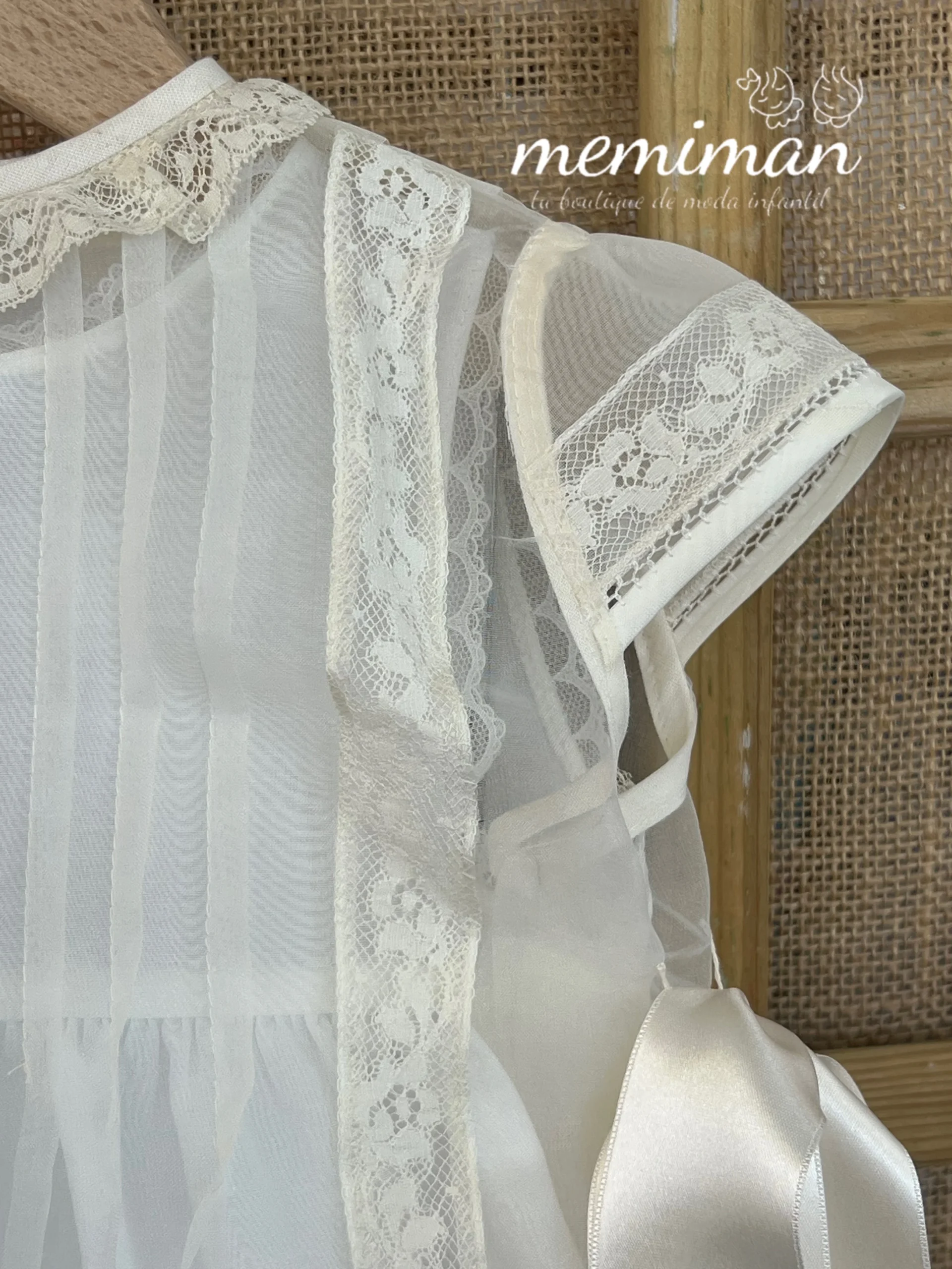 478 Mantilla Cristal con Capota - Imagen 3