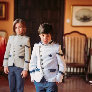 10-02135 Traje Almirante Mao