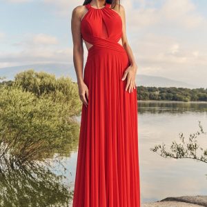 Vestido largo con espalda abierta y transparencia en el pecho