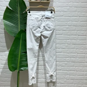 Pantalón vaquero blanco